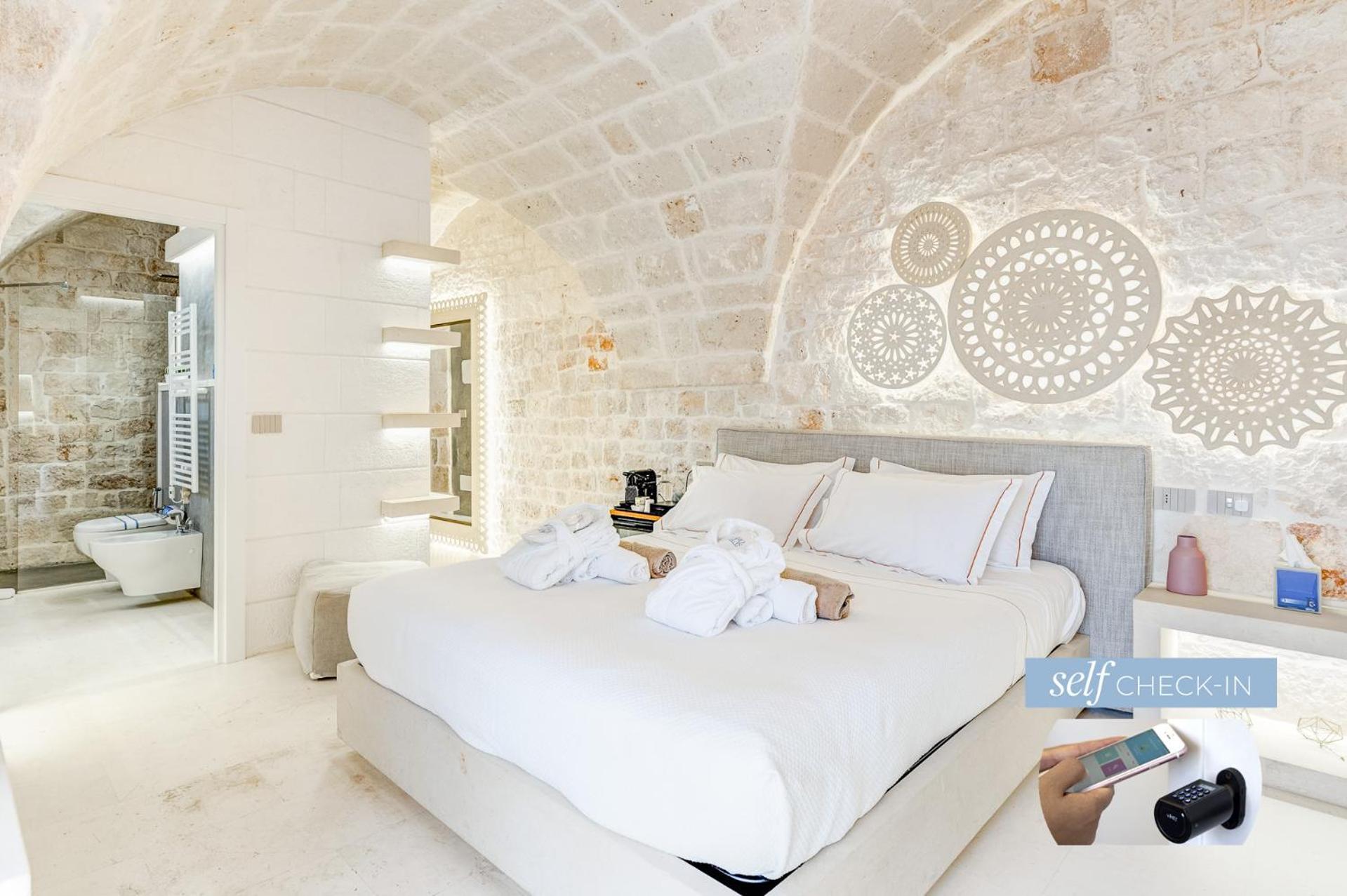 Vico Bianco Raro Smart Rooms Collection Остуни Екстериор снимка