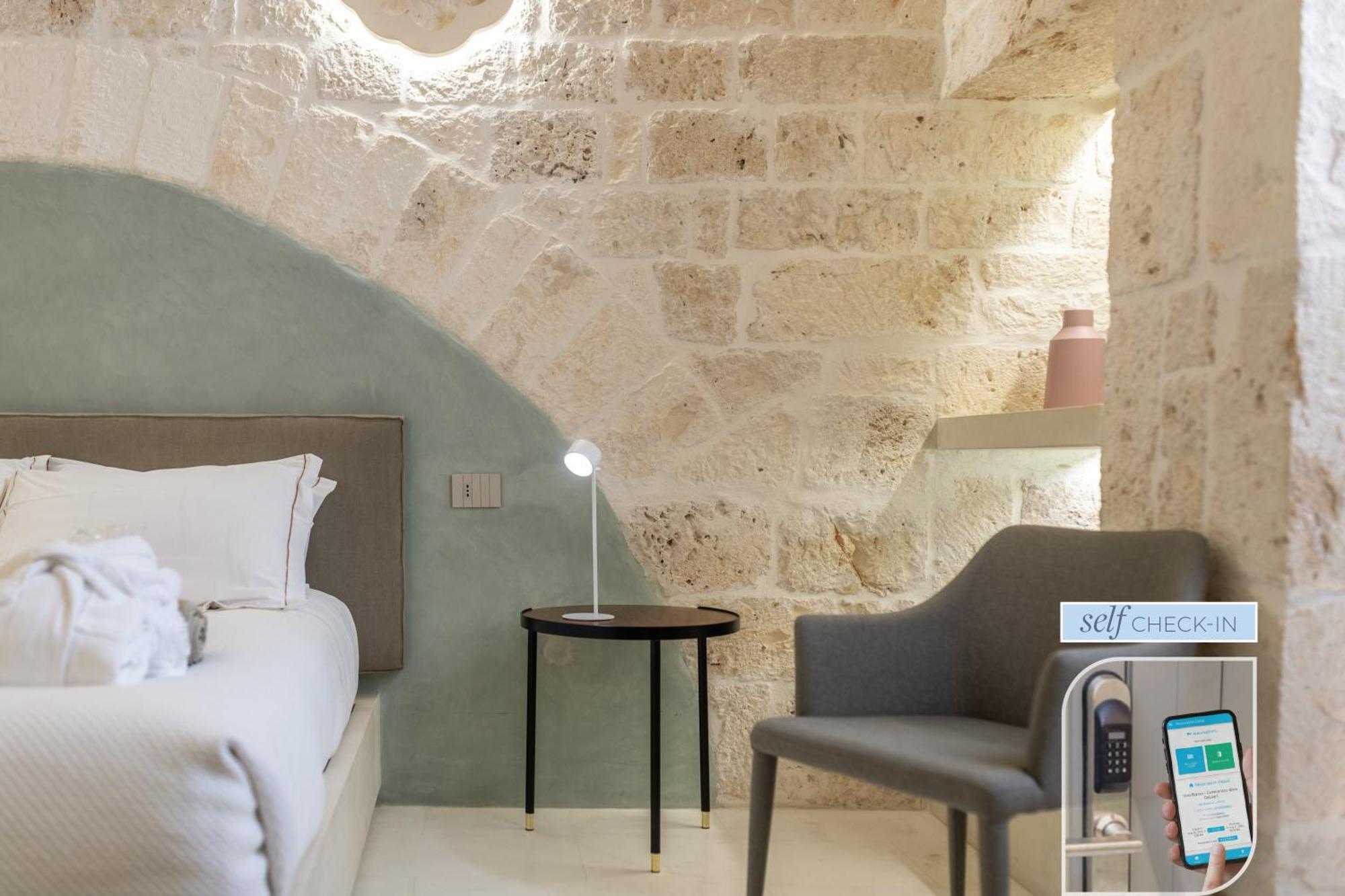 Vico Bianco Raro Smart Rooms Collection Остуни Екстериор снимка