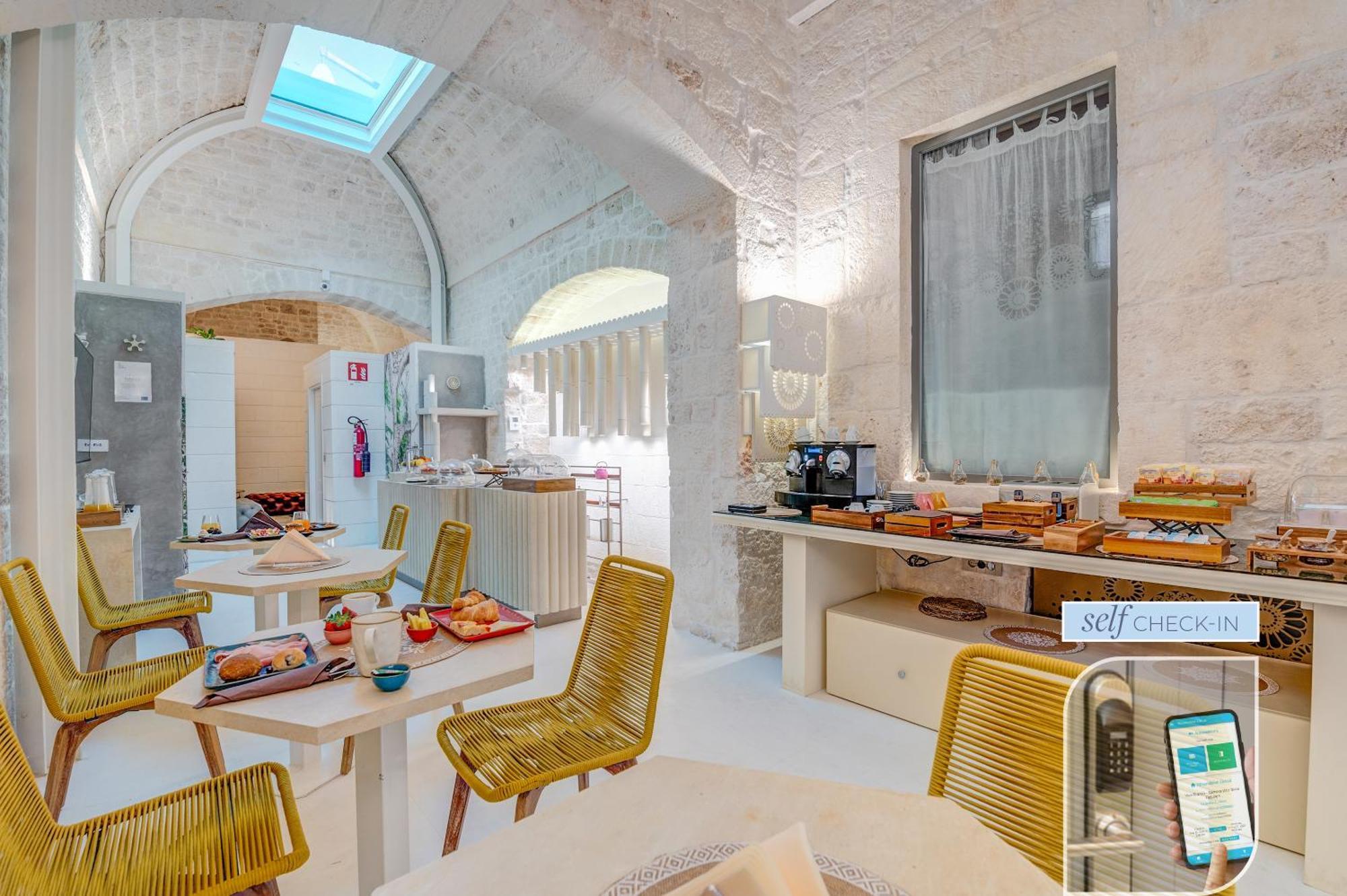 Vico Bianco Raro Smart Rooms Collection Остуни Екстериор снимка