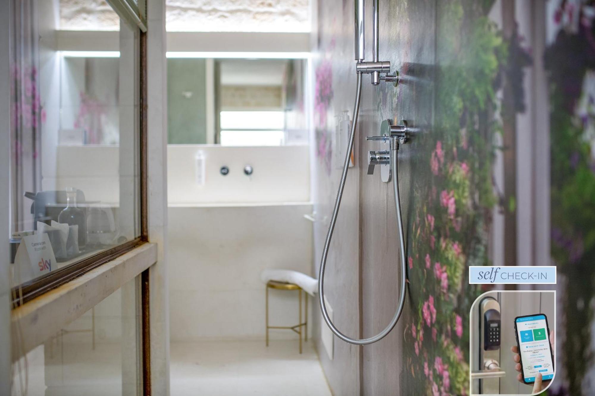 Vico Bianco Raro Smart Rooms Collection Остуни Екстериор снимка